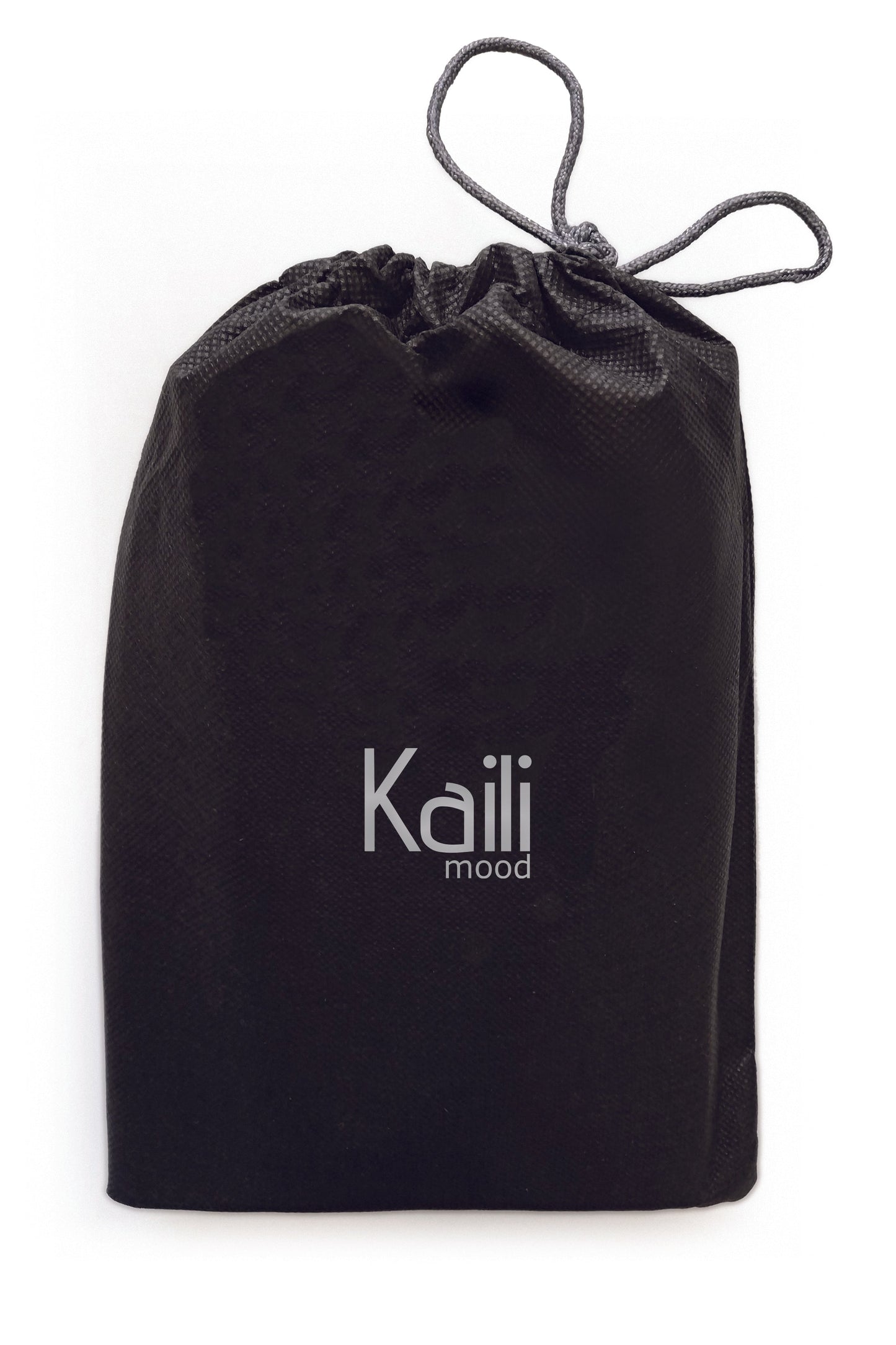 K0023AB | Zaino Porta Notebook in Canvas/Vera Pelle, pieno fiore, volanata - Colore Nero. Accessori Nickel Anticato, Chiusura con lampo. Dimensioni: cm 29 x 40 x15. Confezione: Sacchetto Tnt-4