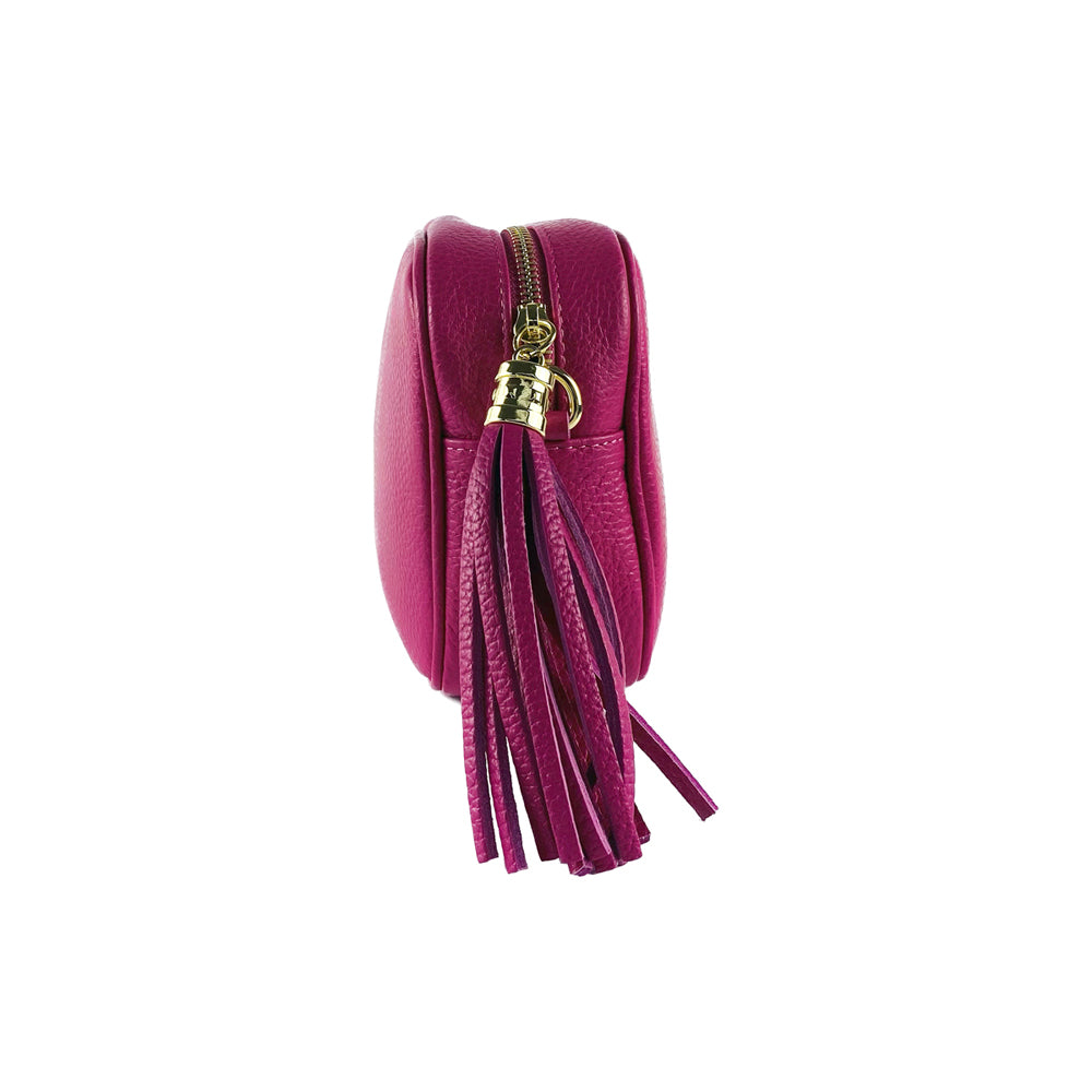 RB1007BE | Tracollina Donna in Vera Pelle Made in Italy.Tracolla removibile. Attacchi con moschettoni in metallo Oro Lucido - Colore Fuxia - Dimensioni: cm 20 x 15 x 7-4