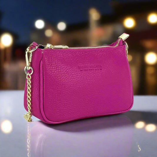RB1022BE | Borsa Piccola in Vera Pelle Made in Italy con Tracolla a catena removibile. Chiusura con lampo e Accessori in metallo Oro Lucido - Colore Fuxia - Dimensioni: cm 20 x 12 x 6-2